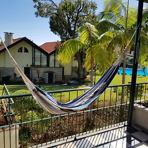 https://reids-gardens-luxury-flat-in-madeira-island.madeira-islandshotels.com